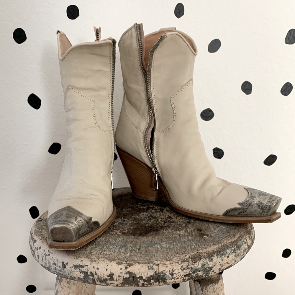 Free People Brayden Western Boot in Bone - Size 9